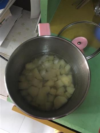 适合寝室做的咖喱土豆的做法步骤3