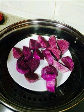 紫薯花馒头的做法步骤1