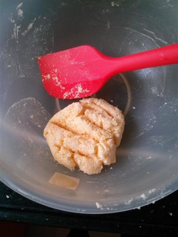 椰蓉奶香面包的做法步骤2