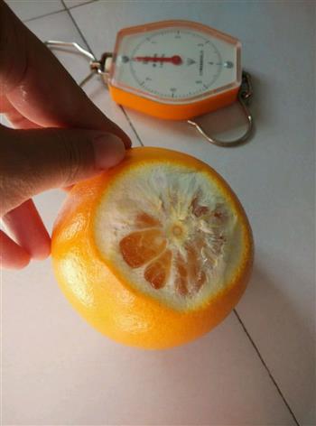 手工鲜榨橙汁的做法步骤7