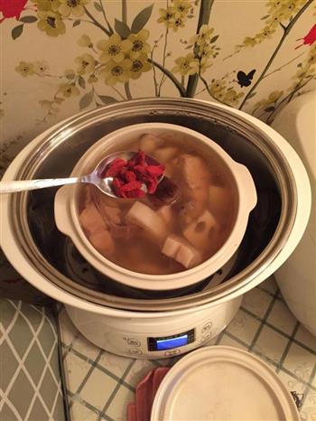 排湿补气排骨莲藕煲汤的做法图解8