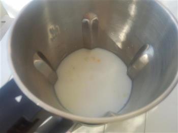 香甜奶香玉米汁的做法步骤3