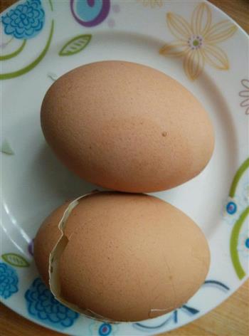 桂圆红枣炖蛋的做法步骤1