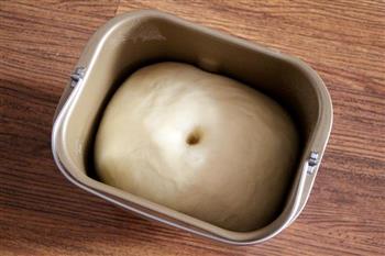 超绵软的豆沙小餐包的做法步骤1