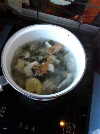 虾米紫菜豆腐汤的做法图解4