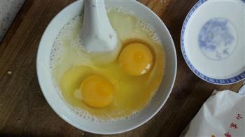 简单早餐鸡蛋饼的做法步骤3