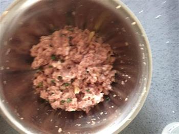 彩椒酿肉的做法步骤2