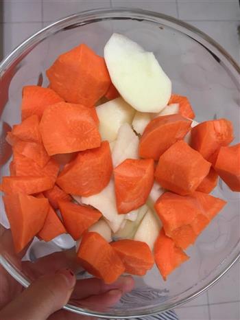 胡萝卜土豆炖牛肉的做法步骤1