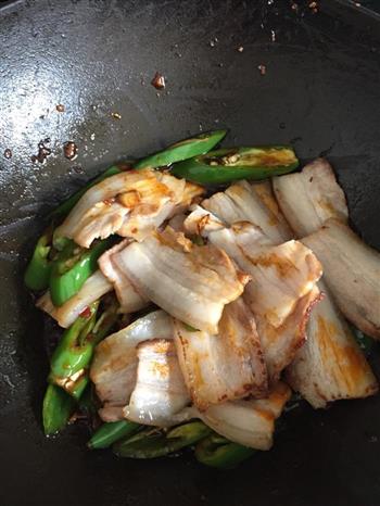 川菜-青椒回锅肉的做法步骤10