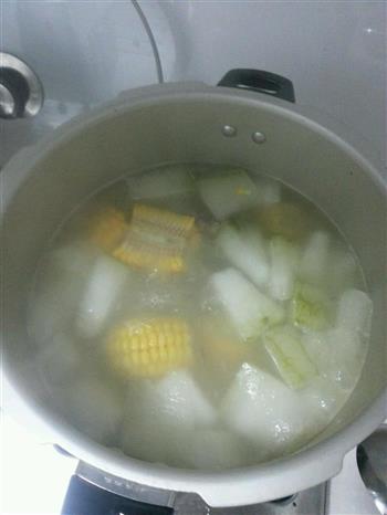 玉米冬瓜排骨汤的做法图解5