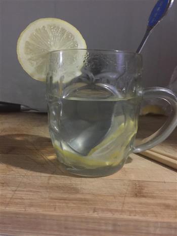 柠檬蜂蜜水萌萌哒的做法步骤8