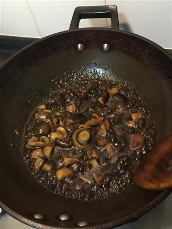 蚝油双菇的做法步骤4