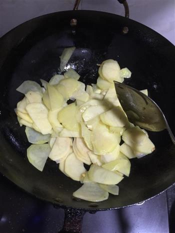 青椒土豆片的做法图解2