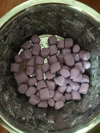 紫薯芋圆红豆奶的做法图解1