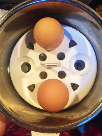 水煮蛋的做法步骤2