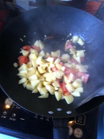 酸辣汤玉米面条的做法步骤2