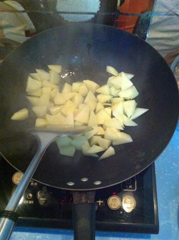 鸡肉炖土豆的做法步骤2