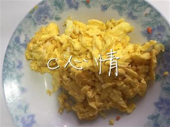 火腿蛋炒饭新手也可以做的早饭的做法图解3