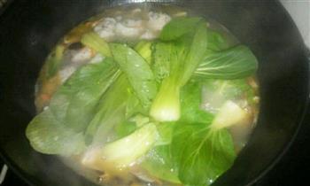 香菇青菜鲜猪肉丸汤的做法步骤6