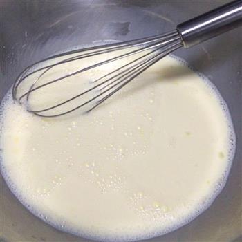 双皮奶 vs 牛奶布丁的做法图解5