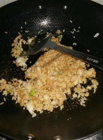 辣白菜炒饭-剩米饭的好去处的做法图解2