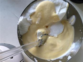 第一次做裱花+转印的奶油生日蛋糕的做法图解10
