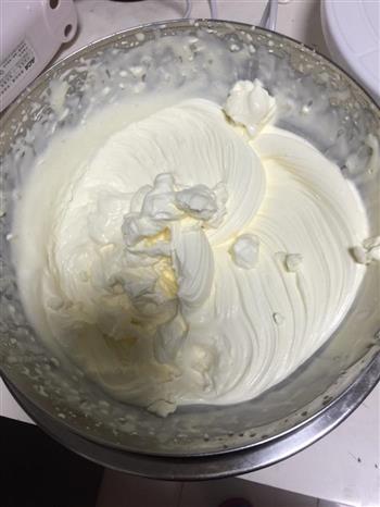 第一次做裱花+转印的奶油生日蛋糕的做法步骤15
