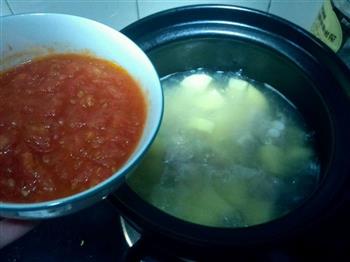 番茄土豆排骨汤的做法步骤6