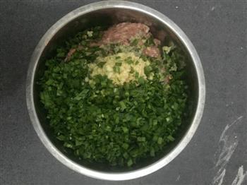 猪肉韭菜饺子的做法步骤6