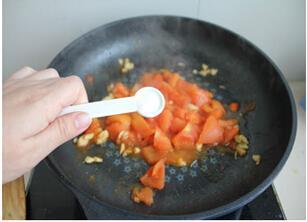 动脑筋做让小朋友爱吃的素菜-番茄菜花的做法步骤8