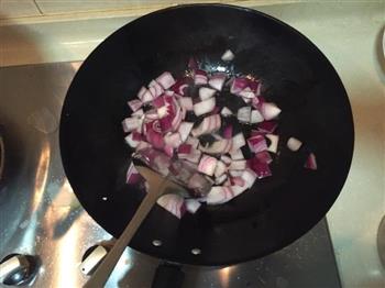 西红柿土豆胡萝卜炖牛肉的做法步骤2