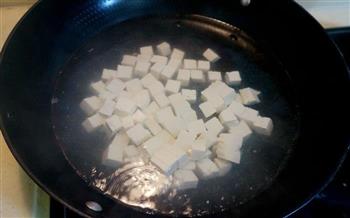 老干妈肉末烧豆腐的做法步骤5