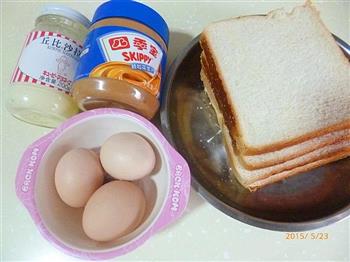 火腿鸡蛋三明治的做法图解1