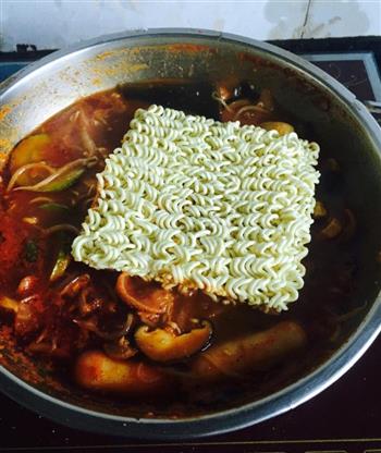 韩国泡菜火锅的做法步骤5