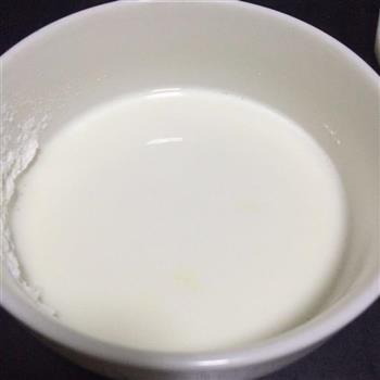 椰蓉牛奶小方的做法步骤3