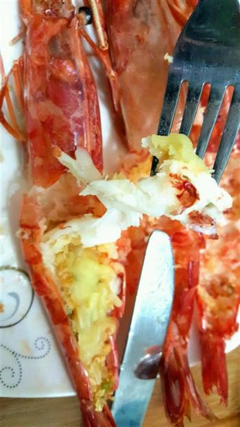 蒜蓉芝士焗大虾的做法步骤12