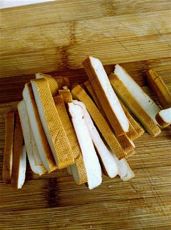 葱油焖茭白豆腐干的做法步骤2
