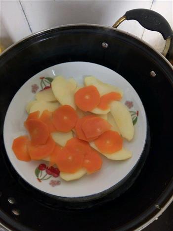 胡萝卜苹果泥的做法步骤1