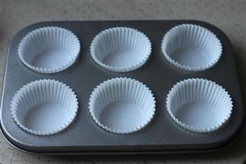 巧克力熔岩蛋糕零基础超简易做出美味料理的做法步骤3