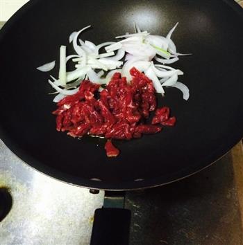 番茄牛肉烩饭的做法步骤2