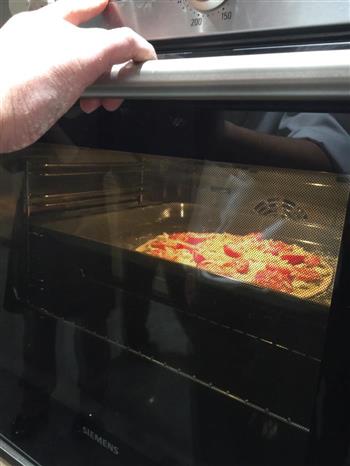 repperoni番茄蘑菇披萨的做法图解4