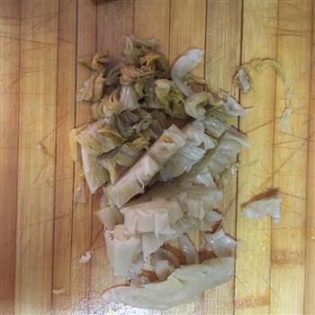 酸菜排骨炖粉条的做法图解5