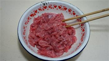 牛肉炒莴笋的做法步骤4