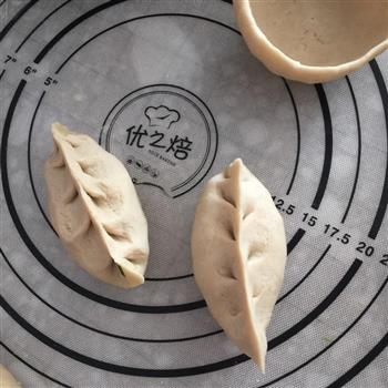 莜麦麸皮麦穗蒸饺的做法图解8