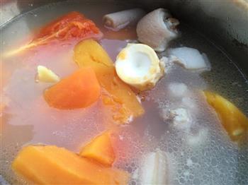 秋冬滋润汤水-猪尾木瓜汤的做法步骤1