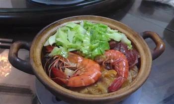 海鲜腊味砂锅饭的做法图解7