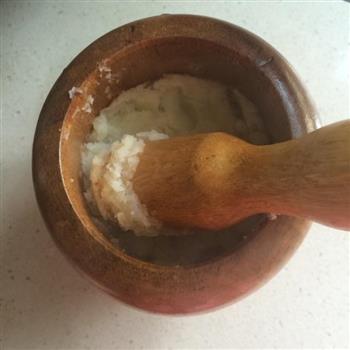 蒜香土豆泥的做法步骤2