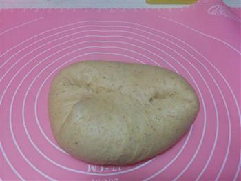 全麦葡萄干面包卷的做法图解10