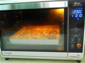 杂菇培根披萨的做法步骤13