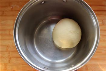 葱香肉松面包卷的做法步骤1